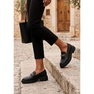 French Connection Tatiana Womans Black  Size 8 Vegan Leather Upper  Chunky Soles